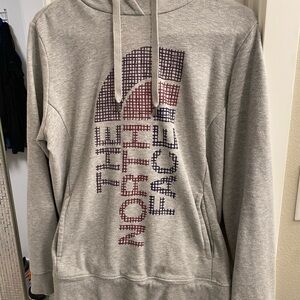 Women’s The North Face Gray Long Sleeve Sweatshirt